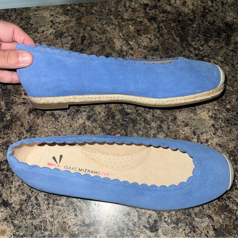 Isaac Mizrahi Cobalt Suede Scalloped Espadrille Flats - Picture 4 of 11